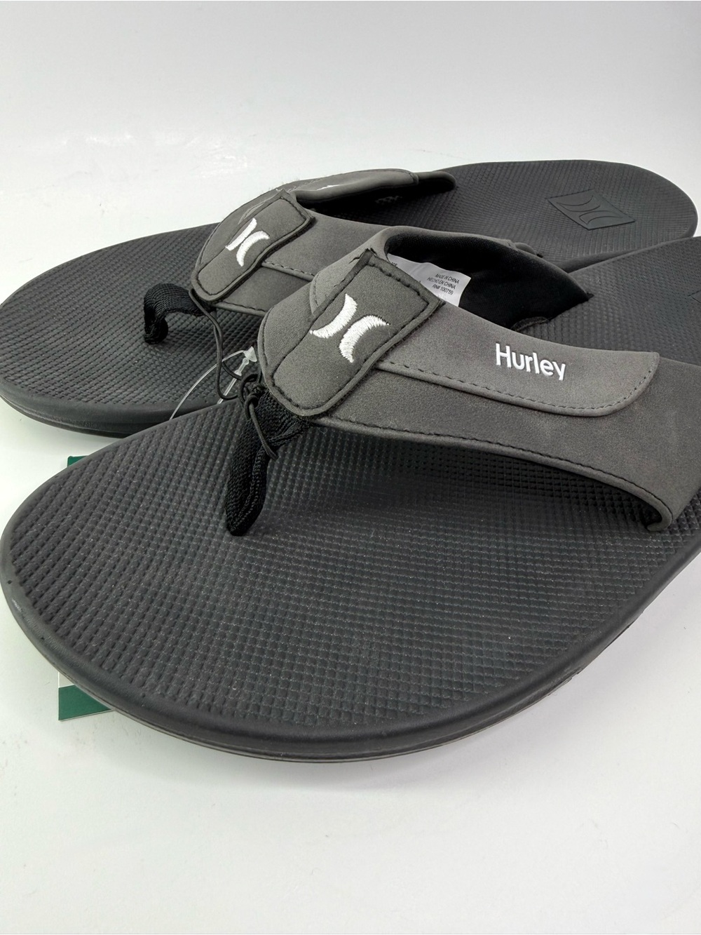 Hurley Men's Black Cushion Heel Flip-Flop Sandals 12 NEW - Picture 2 of 11
